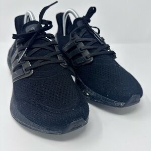 Adidas ultraboost Black Athletic Shoes size 7.5